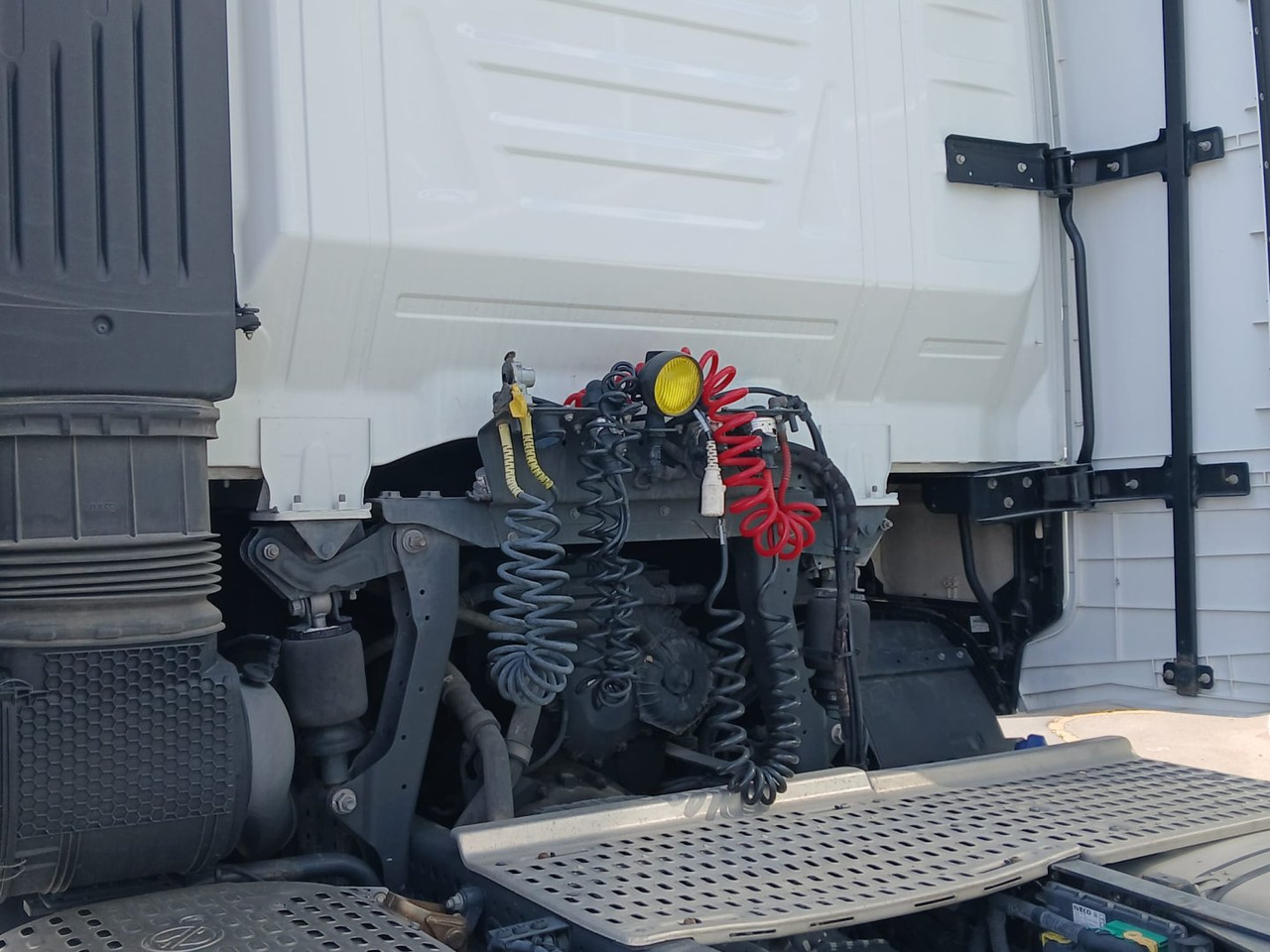 Cabeza Tractora IVECO 480 AUTOMATICO CON INTARDER - Tegljač: slika 5 Cabeza Tractora IVECO 480 AUTOMATICO CON INTARDER - Tegljač: slika 5