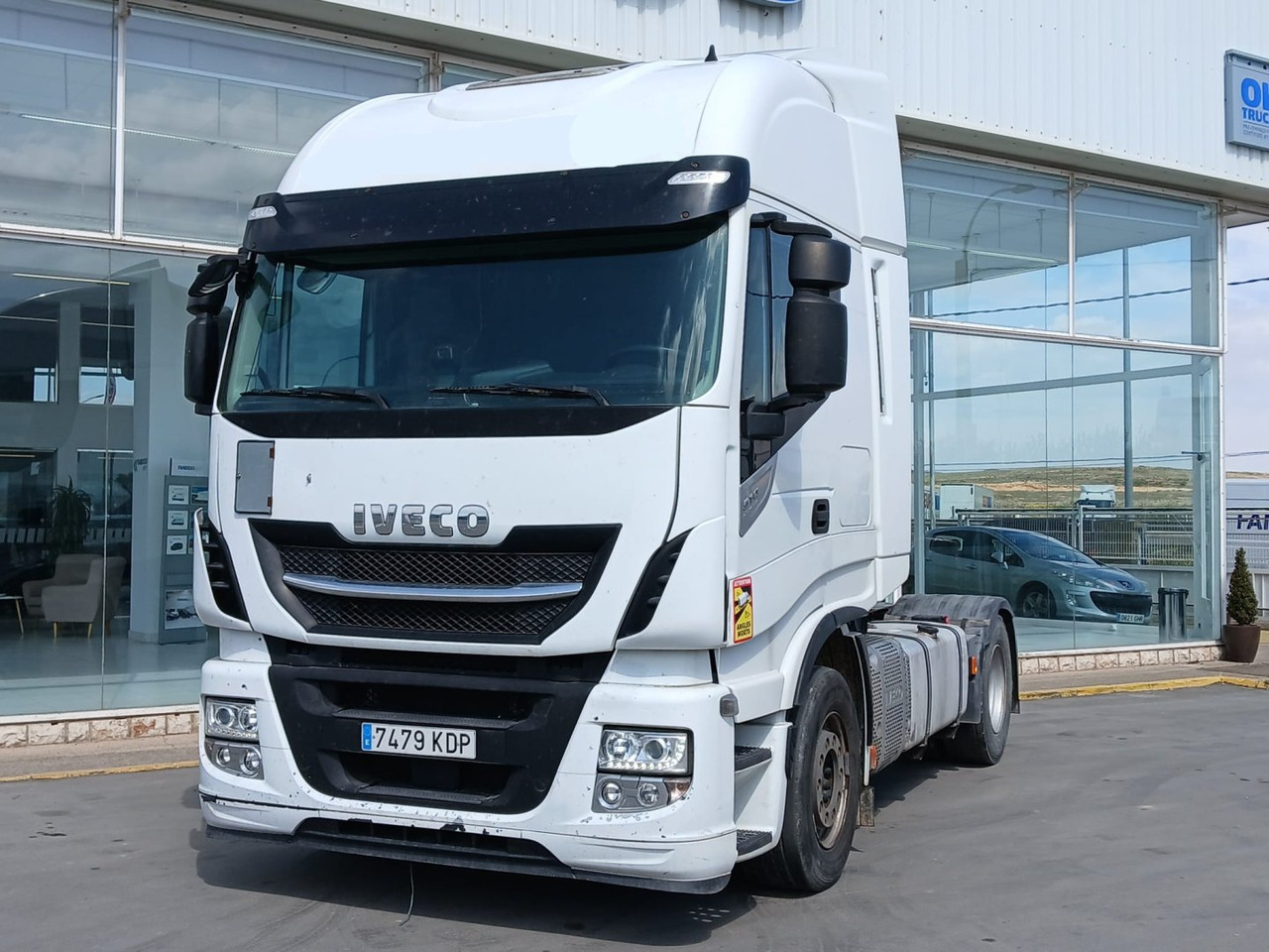 Cabeza Tractora IVECO 510 AUTOMATICO CON INTARDER - Tegljač: slika 1 Cabeza Tractora IVECO 510 AUTOMATICO CON INTARDER - Tegljač: slika 1