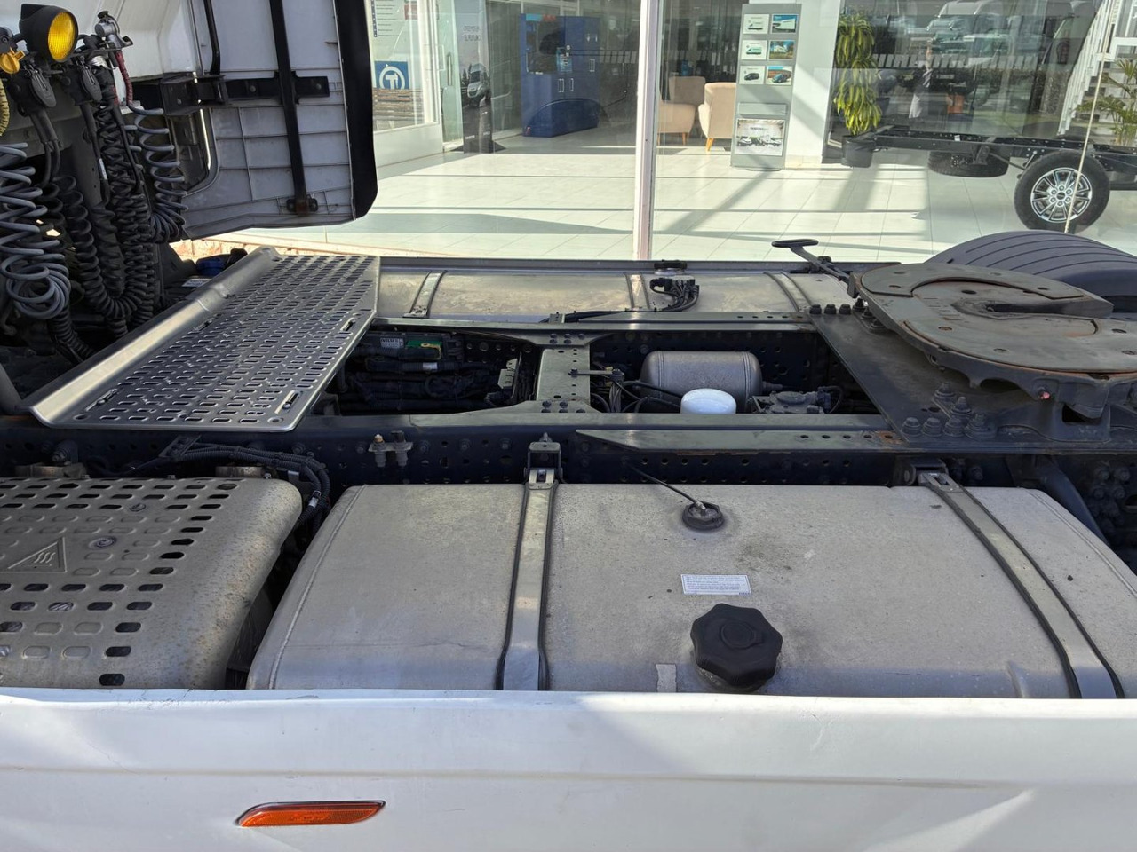 Cabeza Tractora IVECO S-WAY 510 AUTOMATICO CON INTARDER - Tegljač: slika 5 Cabeza Tractora IVECO S-WAY 510 AUTOMATICO CON INTARDER - Tegljač: slika 5