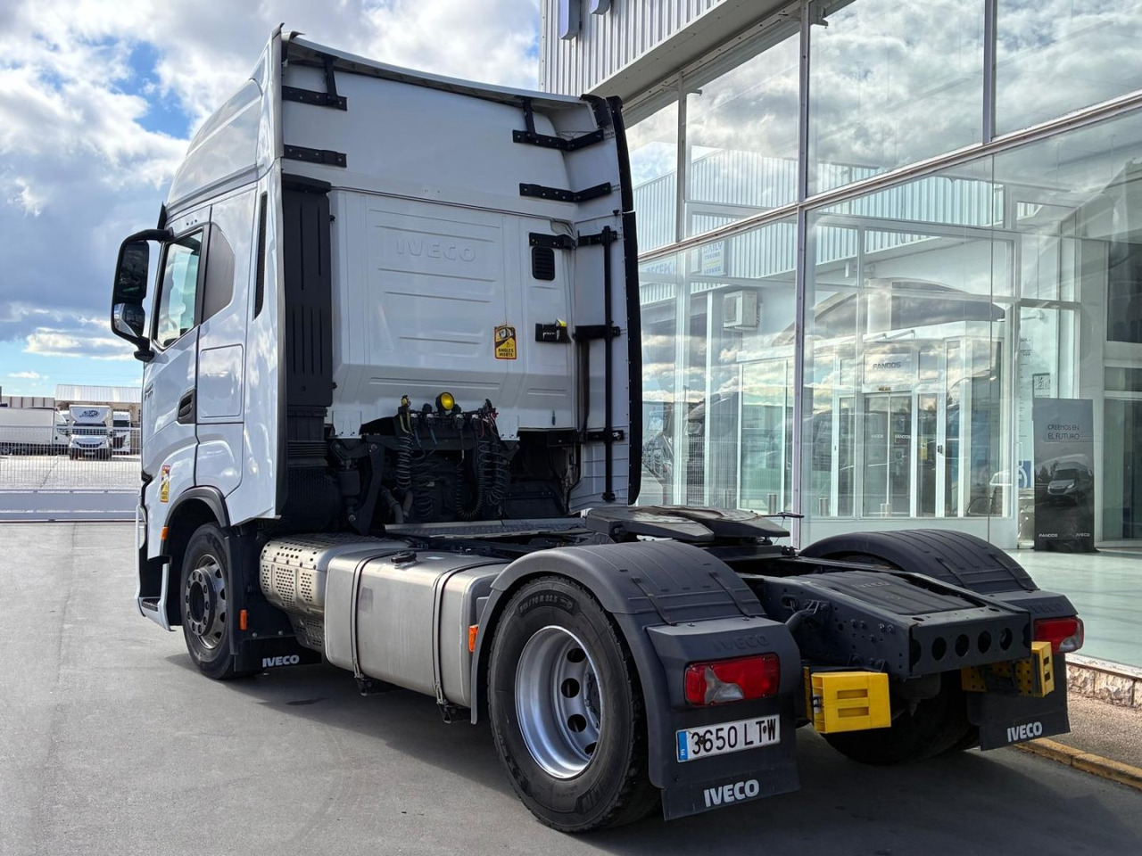 Cabeza Tractora IVECO S-WAY 510 AUTOMATICO CON INTARDER - Tegljač: slika 4 Cabeza Tractora IVECO S-WAY 510 AUTOMATICO CON INTARDER - Tegljač: slika 4