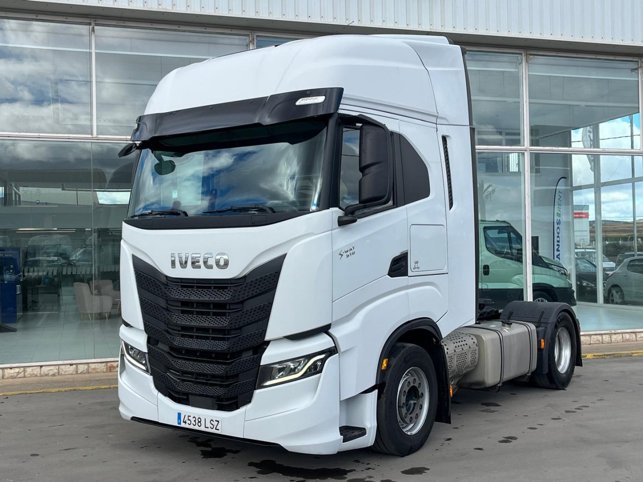 Cabeza Tractora IVECO S-WAY 510 AUTOMATICO CON INTARDER - Tegljač: slika 1 Cabeza Tractora IVECO S-WAY 510 AUTOMATICO CON INTARDER - Tegljač: slika 1