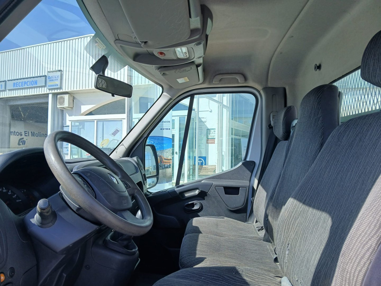 Volquete/Dumper Renault MASTER R3500 L3 2.3 - Dostavno vozilo istovarivač: slika 4 Volquete/Dumper Renault MASTER R3500 L3 2.3 - Dostavno vozilo istovarivač: slika 4