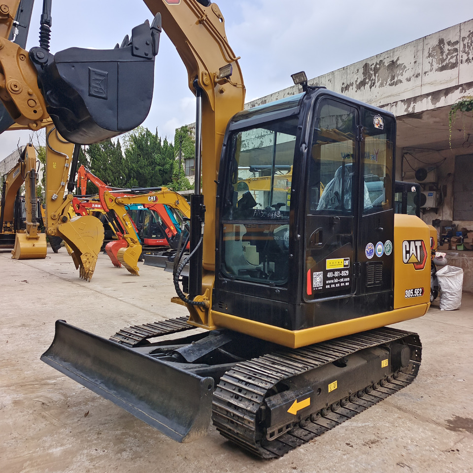 CAT 305.5 E2 - Mini bager: slika 3 CAT 305.5 E2 - Mini bager: slika 3