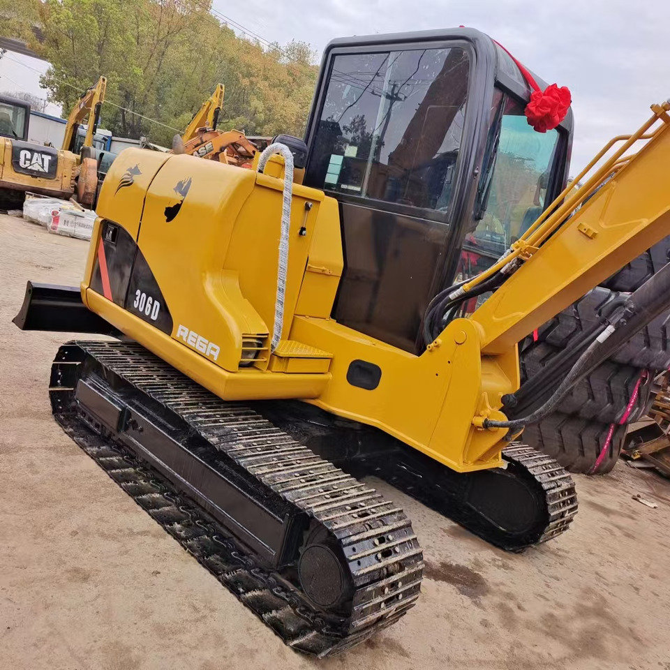 CAT 306D - Mini bager: slika 4 CAT 306D - Mini bager: slika 4