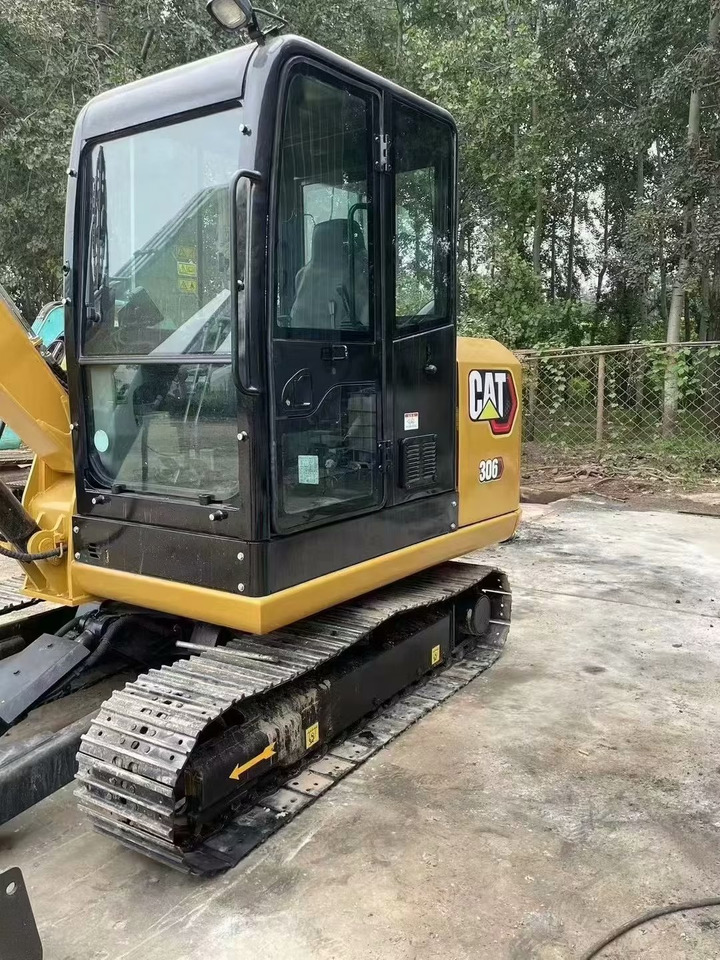 Mini bager CAT 306E2: slika 6