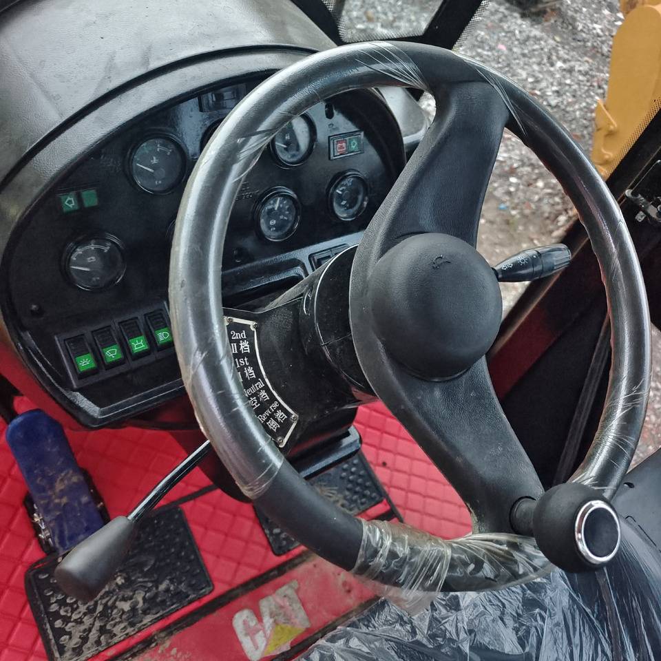 CAT 966H 950H 950GC - Utovarivač točkaš: slika 2 CAT 966H 950H 950GC - Utovarivač točkaš: slika 2