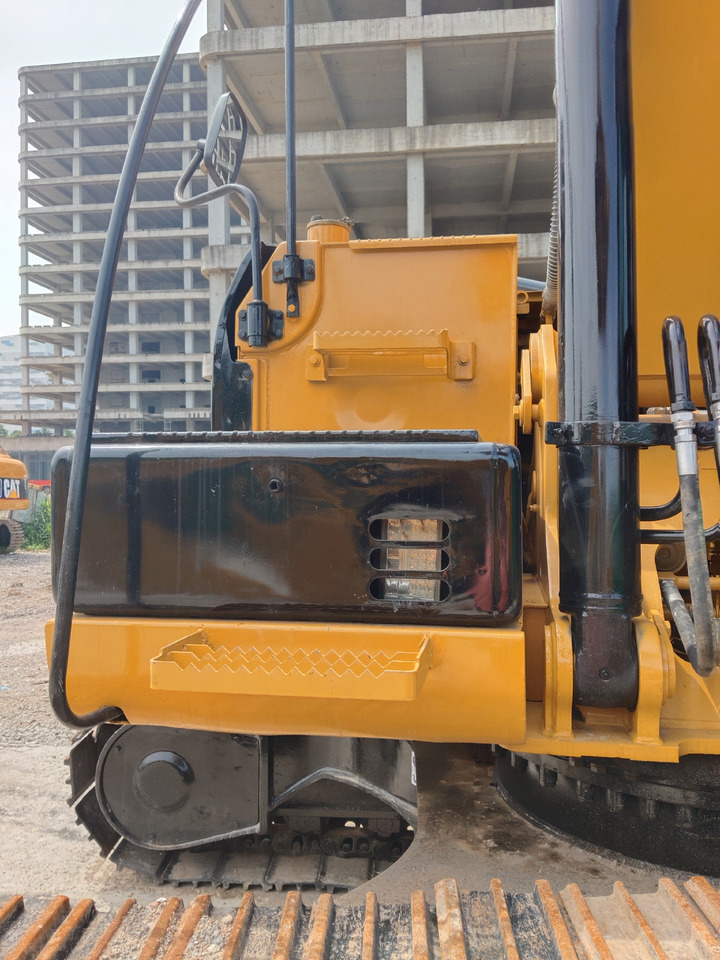 Bager guseničar CATERPILLAR 320D2L WITH CAT C7.1 ENGINE: slika 9