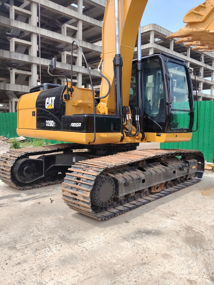 Bager guseničar CATERPILLAR 320D2L WITH CAT C7.1 ENGINE: slika 6