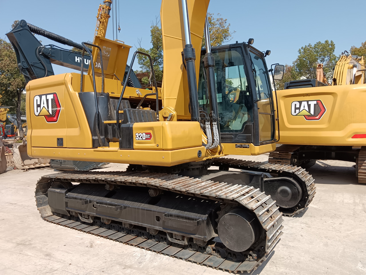 CATERPILLAR 320GC CAT 320 GC - Bager guseničar: slika 3 CATERPILLAR 320GC CAT 320 GC - Bager guseničar: slika 3