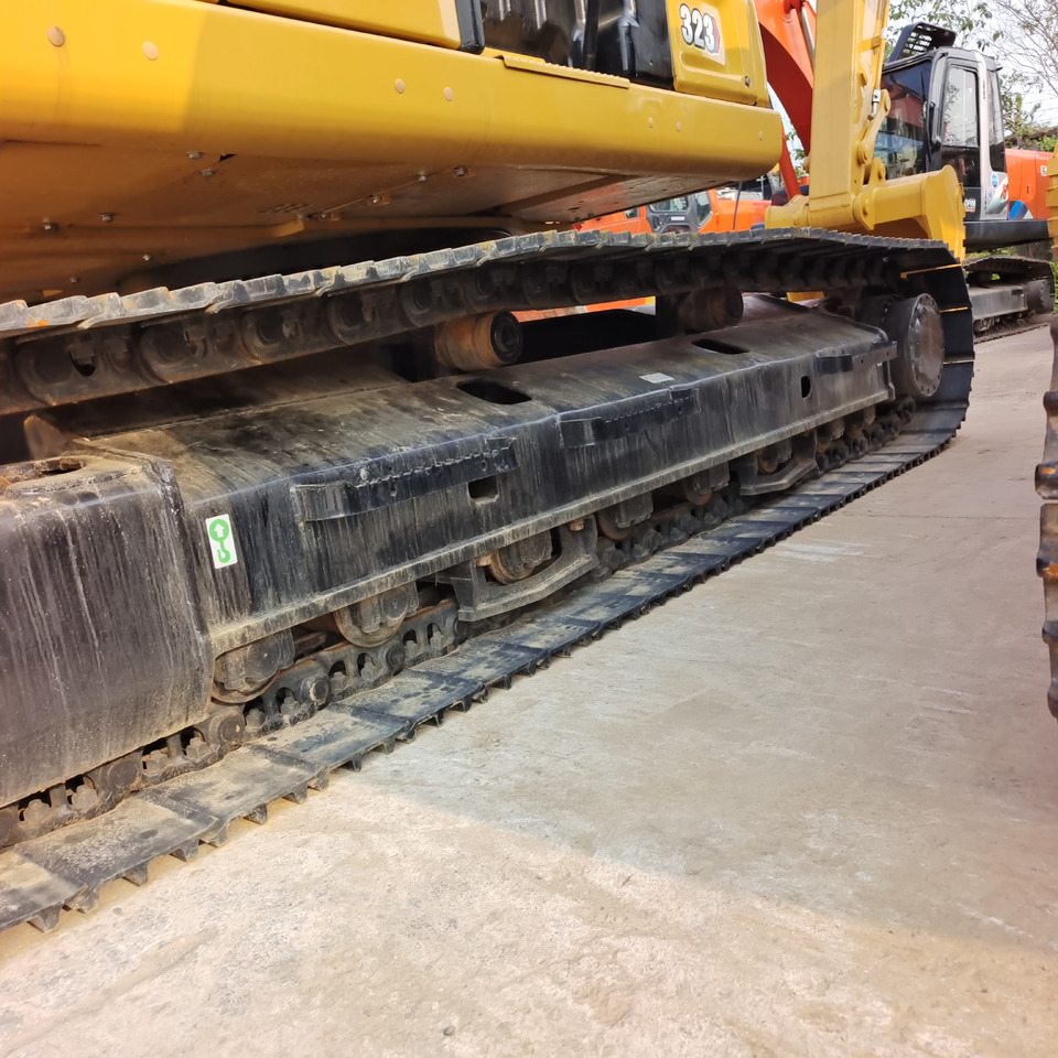 CATERPILLAR 323 - Bager guseničar: slika 5 CATERPILLAR 323 - Bager guseničar: slika 5