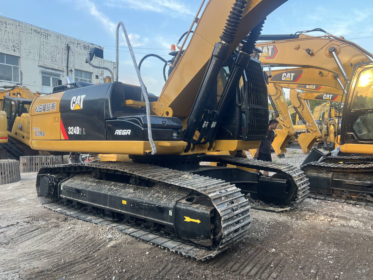 CATERPILLAR 324D2L CAT 324DL - Bager guseničar: slika 3 CATERPILLAR 324D2L CAT 324DL - Bager guseničar: slika 3