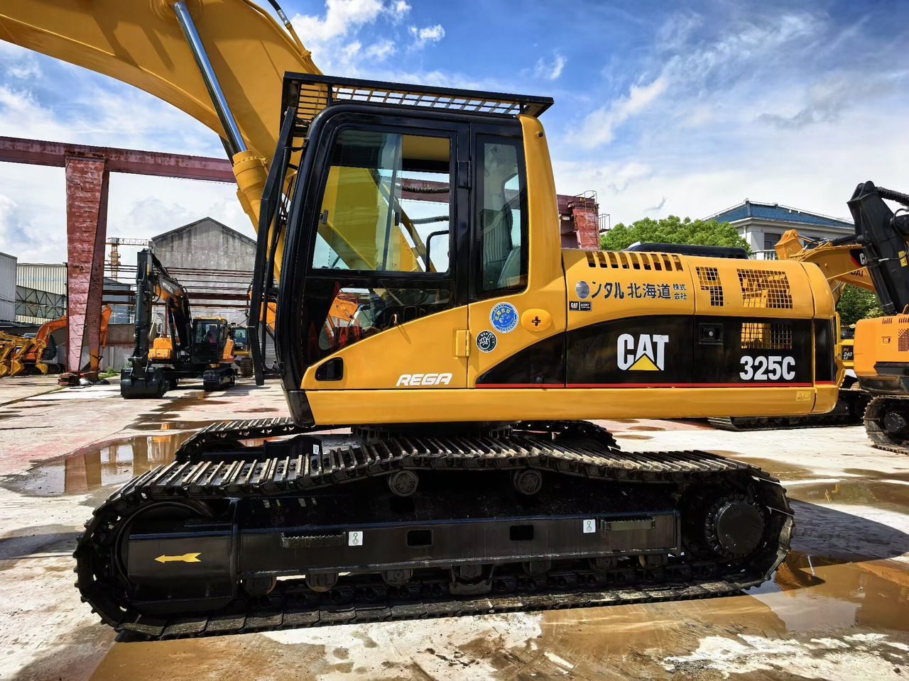 Bager guseničar CATERPILLAR 325C: slika 1