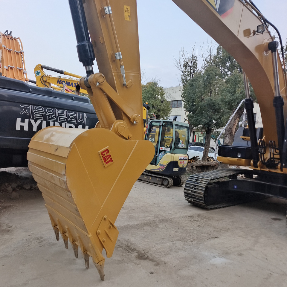 CATERPILLAR 330D2 L CAT 330D 2 L - Bager guseničar: slika 3 CATERPILLAR 330D2 L CAT 330D 2 L - Bager guseničar: slika 3