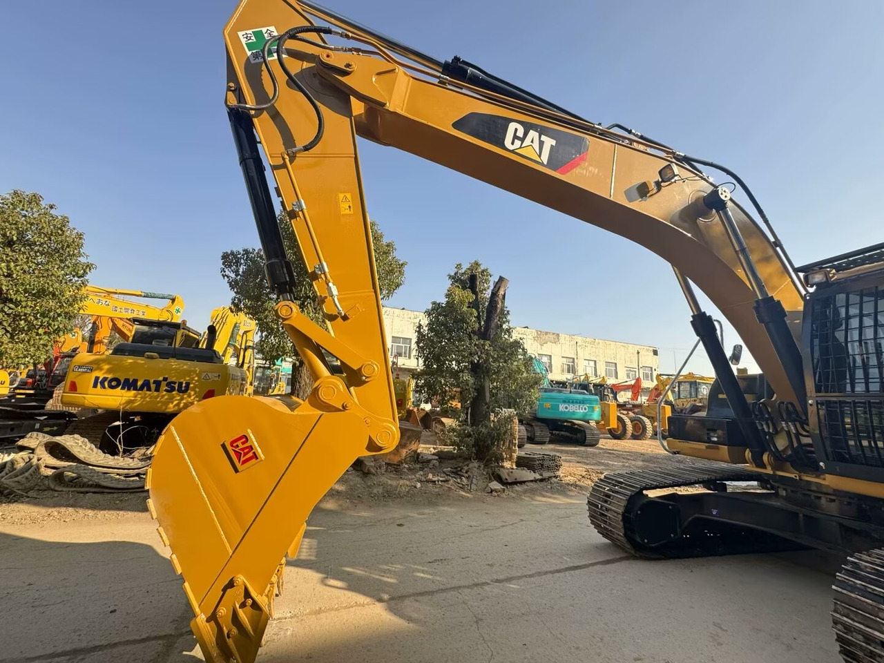 CATERPILLAR 330D2L CAT 330D 2 L - Bager guseničar: slika 2 CATERPILLAR 330D2L CAT 330D 2 L - Bager guseničar: slika 2