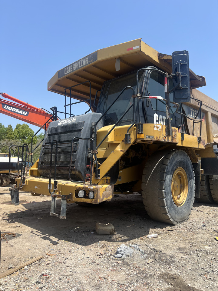 Kiper sa krutom šasijom/ Kiper za kamen CATERPILLAR 773F CAT MINING TRUCK OFF-ROAD DUMP TRUCK: slika 1