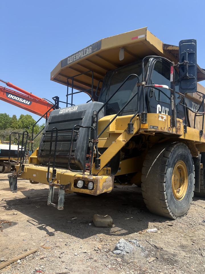 CATERPILLAR 773F CAT OFF ROAD TRUCK MINING DUMP TRUCK - Rudarska mašina: slika 2 CATERPILLAR 773F CAT OFF ROAD TRUCK MINING DUMP TRUCK - Rudarska mašina: slika 2