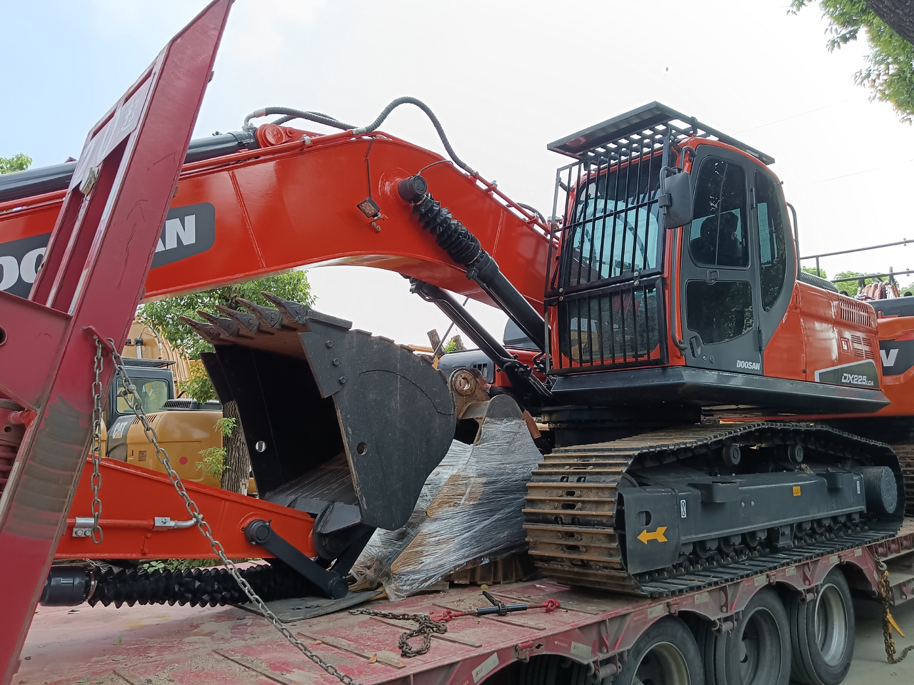 DOOSAN DX225 LCA LC-9C - Bager guseničar: slika 3 DOOSAN DX225 LCA LC-9C - Bager guseničar: slika 3