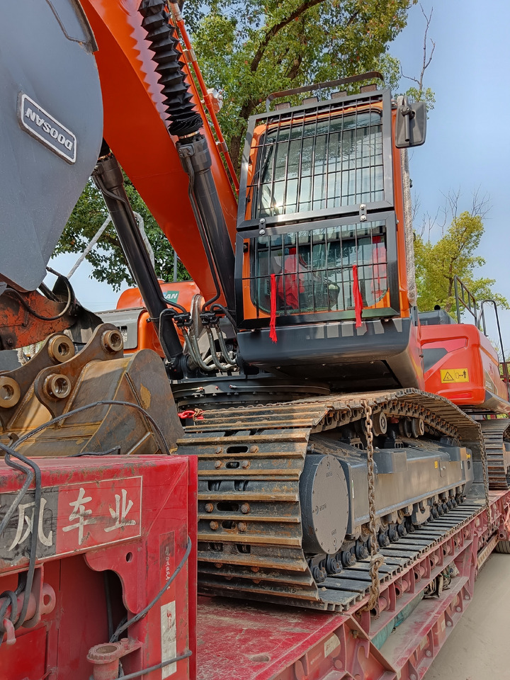 DOOSAN DX225LCA - Bager guseničar: slika 4 DOOSAN DX225LCA - Bager guseničar: slika 4