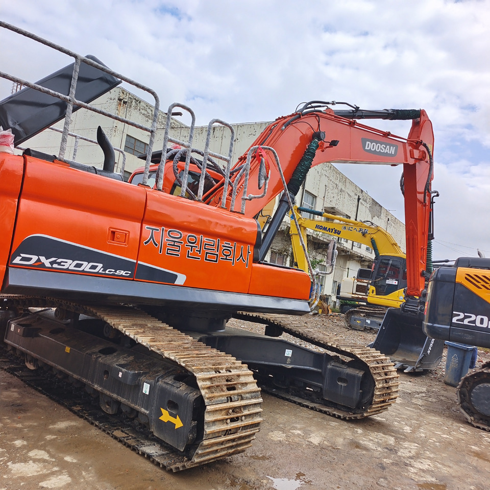 DOOSAN DX300 LC - 9C DX300LCA - Bager guseničar: slika 2 DOOSAN DX300 LC - 9C DX300LCA - Bager guseničar: slika 2