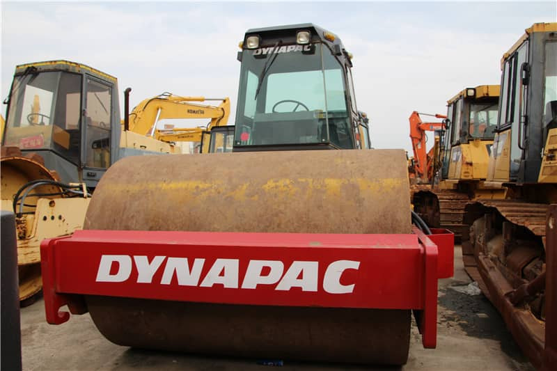 DYNAPAC CA301D - Valjak za puteve: slika 2 DYNAPAC CA301D - Valjak za puteve: slika 2