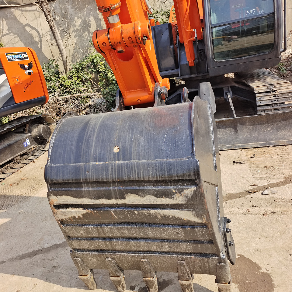 HITACHI ZX70 - Mini bager: slika 3 HITACHI ZX70 - Mini bager: slika 3