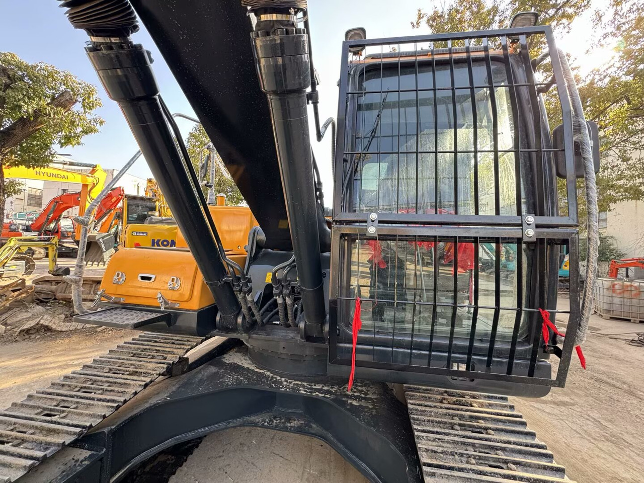 HYUNDAI 220LC-9S 220LC-9T - Bager guseničar: slika 1 HYUNDAI 220LC-9S 220LC-9T - Bager guseničar: slika 1