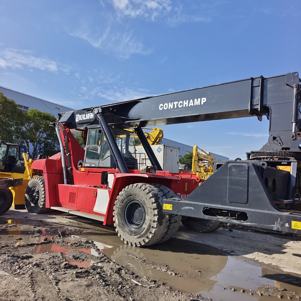 KALMAR DRT450 DRT DRD DRU 450 45 TON - Dizalica za kontejnere: slika 4 KALMAR DRT450 DRT DRD DRU 450 45 TON - Dizalica za kontejnere: slika 4