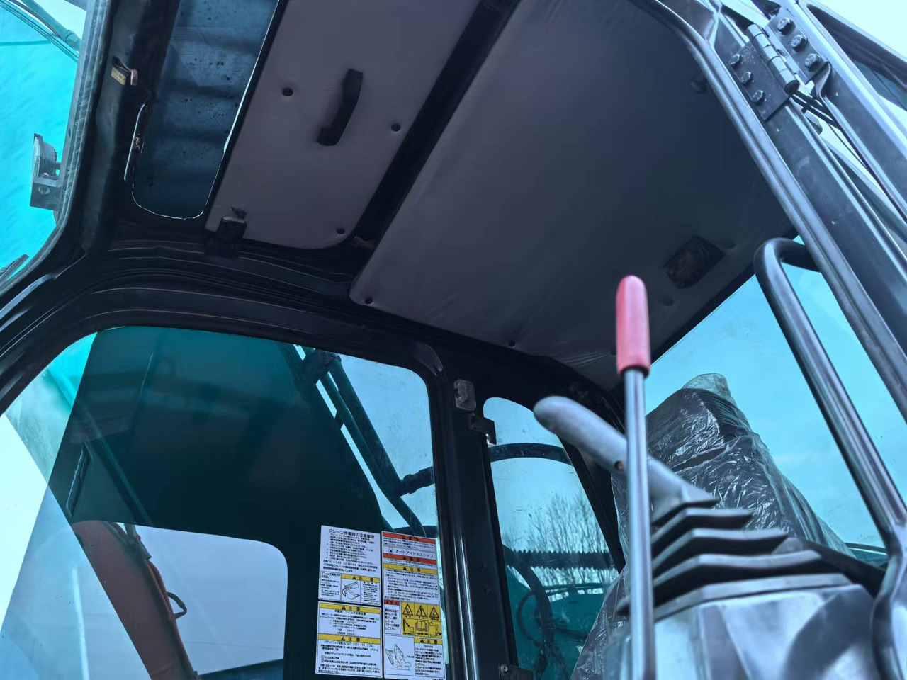 KOBELCO SK200-8 - Bager guseničar: slika 4 KOBELCO SK200-8 - Bager guseničar: slika 4