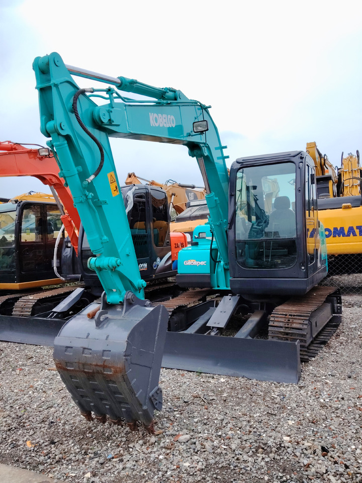 KOBELCO SK75 - Mini bager: slika 1 KOBELCO SK75 - Mini bager: slika 1