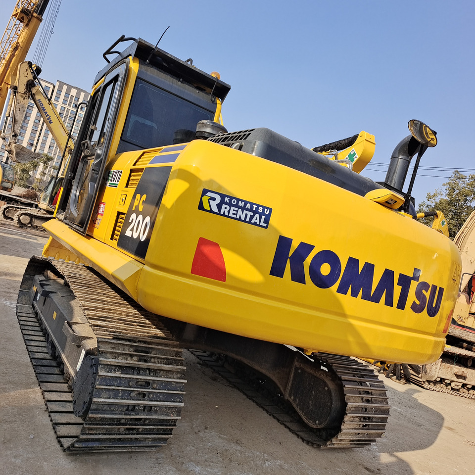 KOMATSU PC200-8 - Bager guseničar: slika 1 KOMATSU PC200-8 - Bager guseničar: slika 1