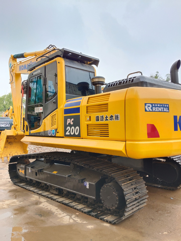 KOMATSU PC200-8 - Bager guseničar: slika 1 KOMATSU PC200-8 - Bager guseničar: slika 1