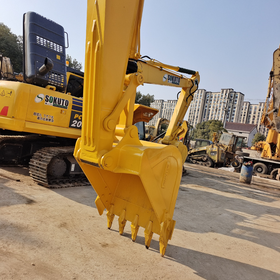Bager guseničar KOMATSU PC200-8N1: slika 22