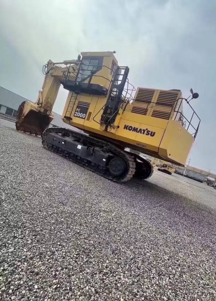 KOMATSU PC2000 200 TON EXCAVATOR MINING DIGGER - Rudarska mašina: slika 4 KOMATSU PC2000 200 TON EXCAVATOR MINING DIGGER - Rudarska mašina: slika 4