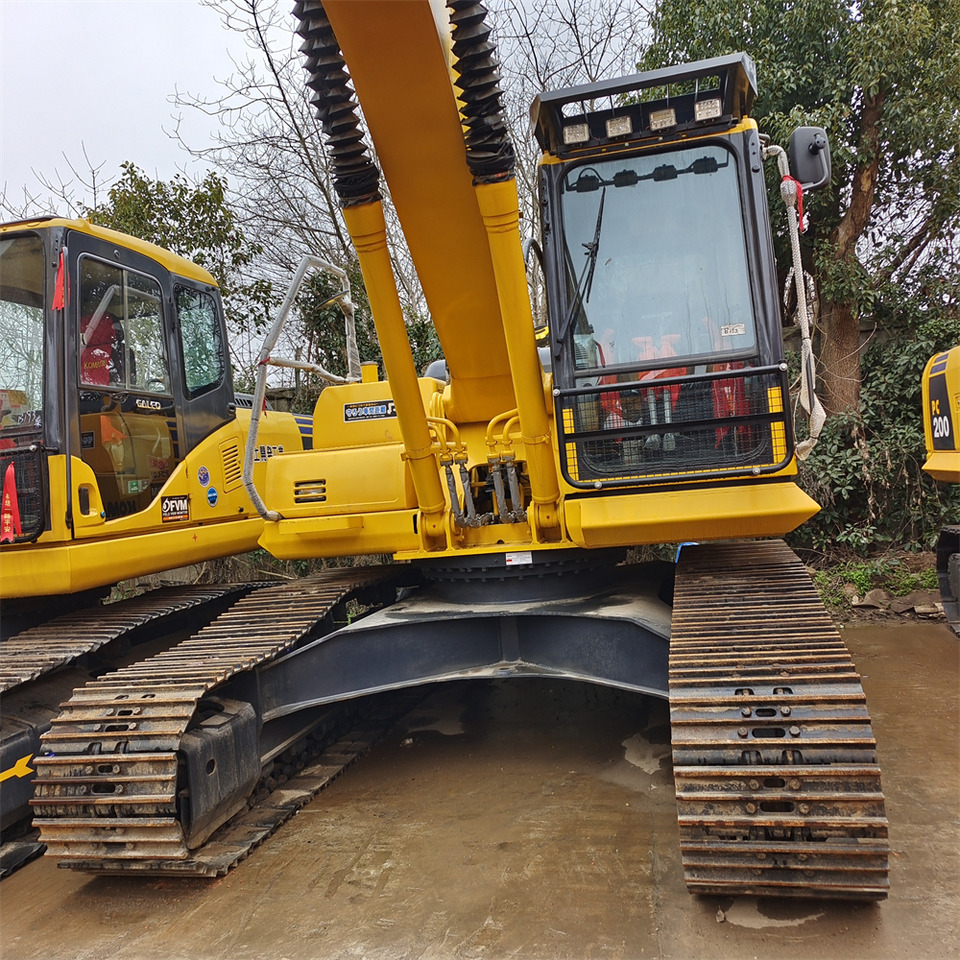 KOMATSU PC210LC-8 PC 210 LC - 8 - Bager guseničar: slika 1 KOMATSU PC210LC-8 PC 210 LC - 8 - Bager guseničar: slika 1
