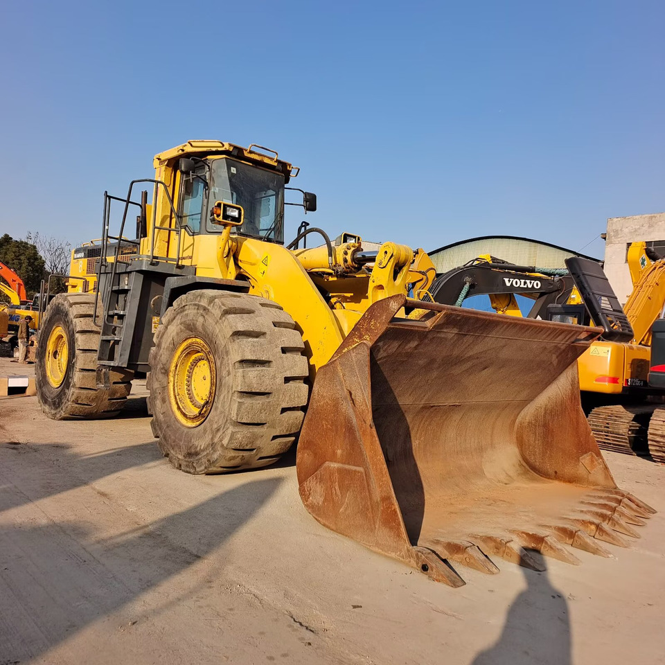 KOMATSU WA 600 - 3 Komatsu WA600-3 - Utovarivač točkaš: slika 4 KOMATSU WA 600 - 3 Komatsu WA600-3 - Utovarivač točkaš: slika 4