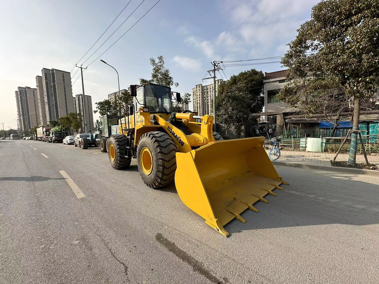 KOMATSU WA380 - Utovarivač točkaš: slika 4 KOMATSU WA380 - Utovarivač točkaš: slika 4