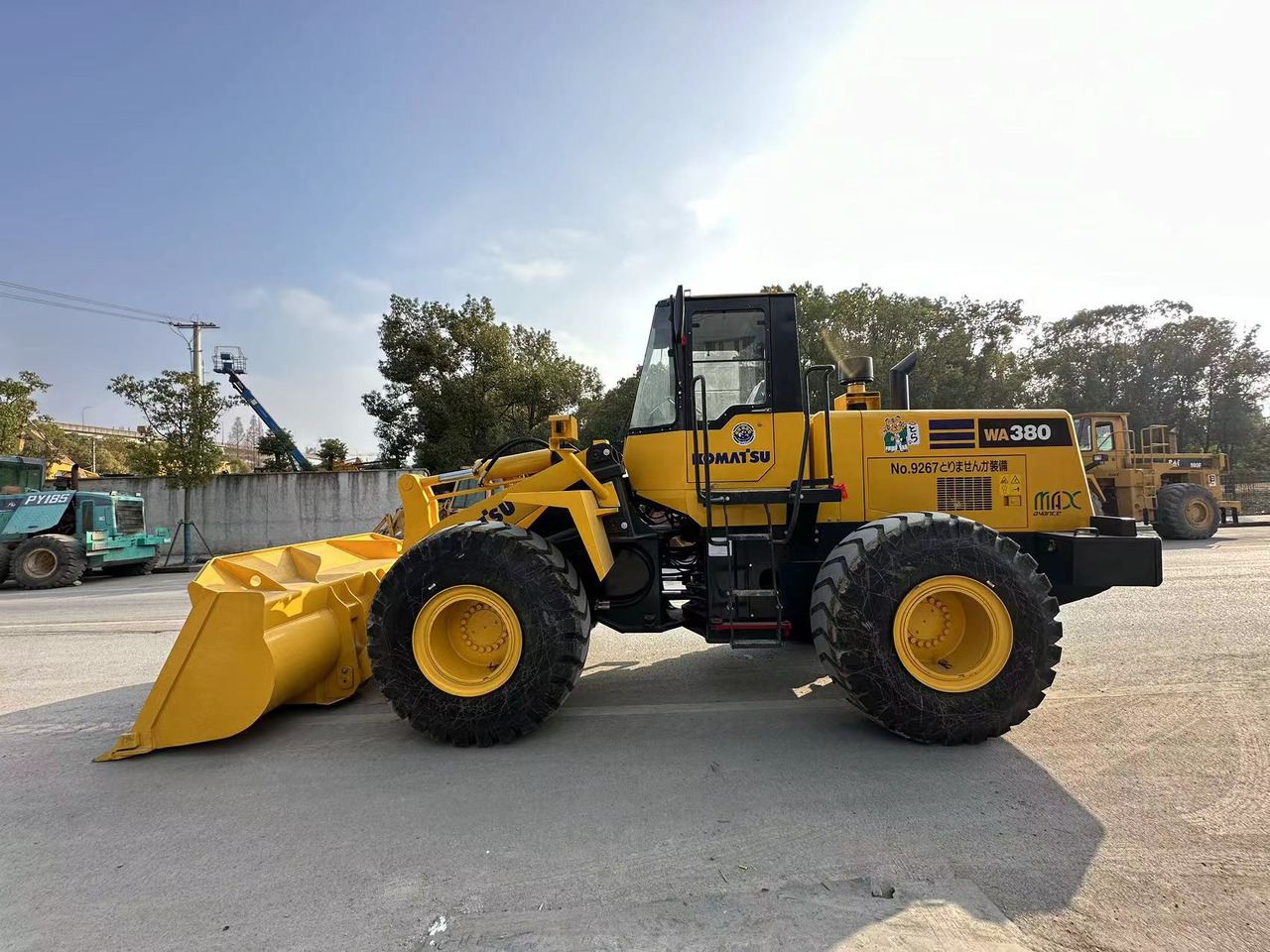 KOMATSU WA380 - Utovarivač točkaš: slika 1 KOMATSU WA380 - Utovarivač točkaš: slika 1