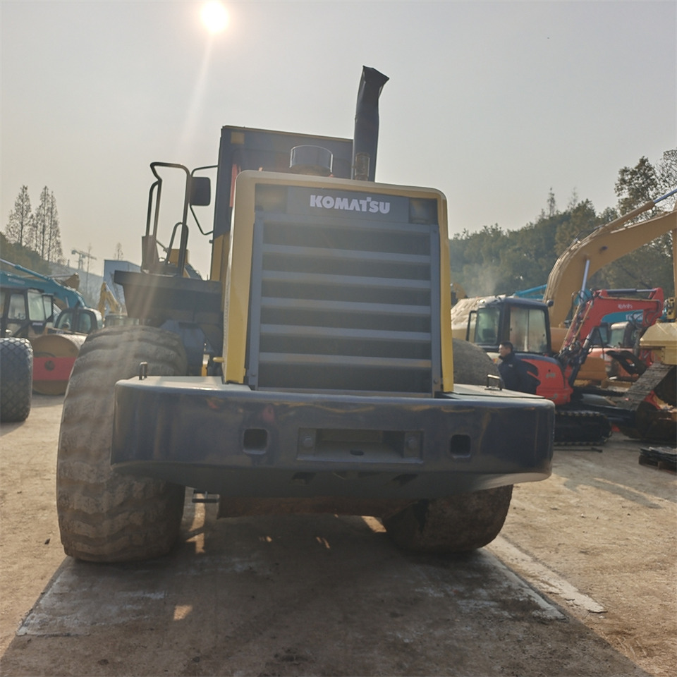KOMATSU WA470 - Utovarivač točkaš: slika 4 KOMATSU WA470 - Utovarivač točkaš: slika 4