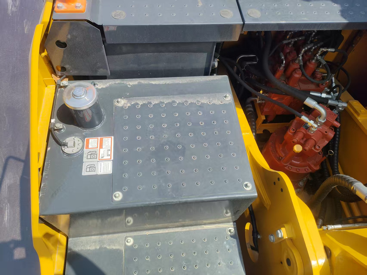 Bager guseničar novi LIUGONG 920FG4 100% Brand New 21.5 TON 20 TON: slika 19 Bager guseničar novi LIUGONG 920FG4 100% Brand New 21.5 TON 20 TON: slika 19