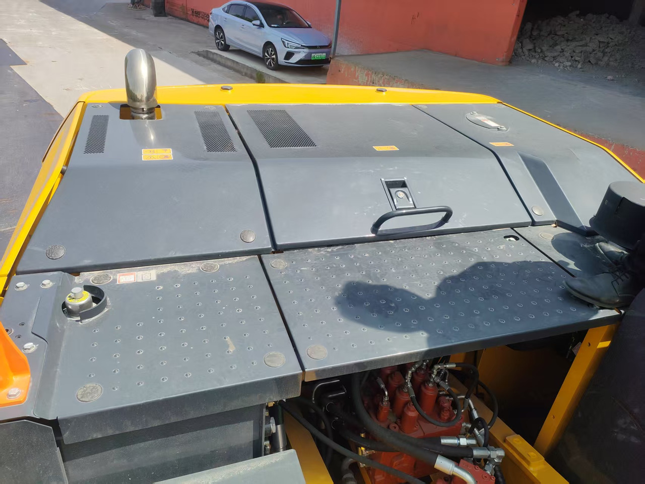 Bager guseničar novi LIUGONG 920FG4 100% Brand New 21.5 TON 20 TON: slika 9 Bager guseničar novi LIUGONG 920FG4 100% Brand New 21.5 TON 20 TON: slika 9