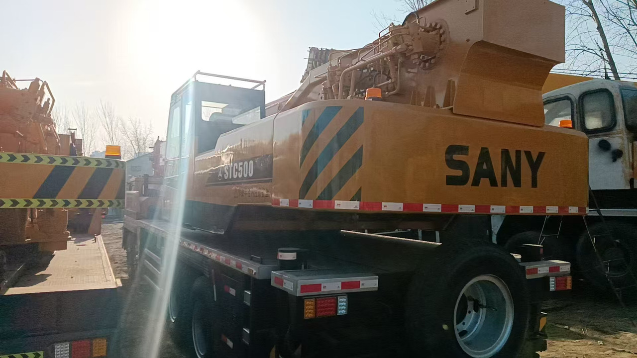 SANY STC500 50 TON TRUCK CRANE - Pokretni kran: slika 3 SANY STC500 50 TON TRUCK CRANE - Pokretni kran: slika 3