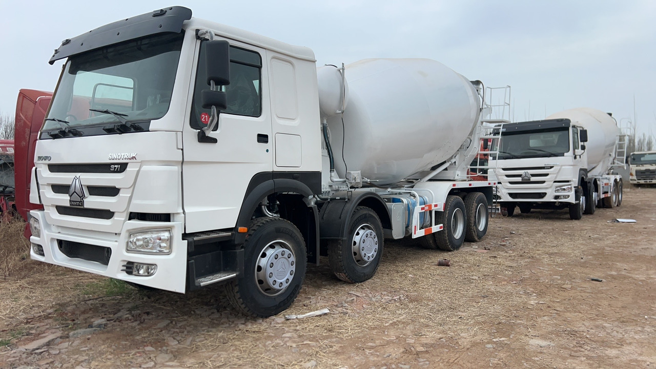 SINOTRUK HOWO 16 CBM CAPACITY - Mikser za beton: slika 5 SINOTRUK HOWO 16 CBM CAPACITY - Mikser za beton: slika 5