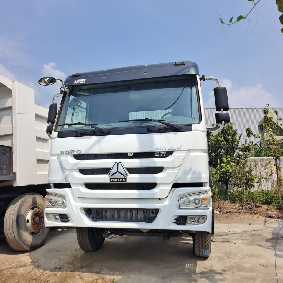 SINOTRUK HOWO 6*4 - Tegljač: slika 4 SINOTRUK HOWO 6*4 - Tegljač: slika 4