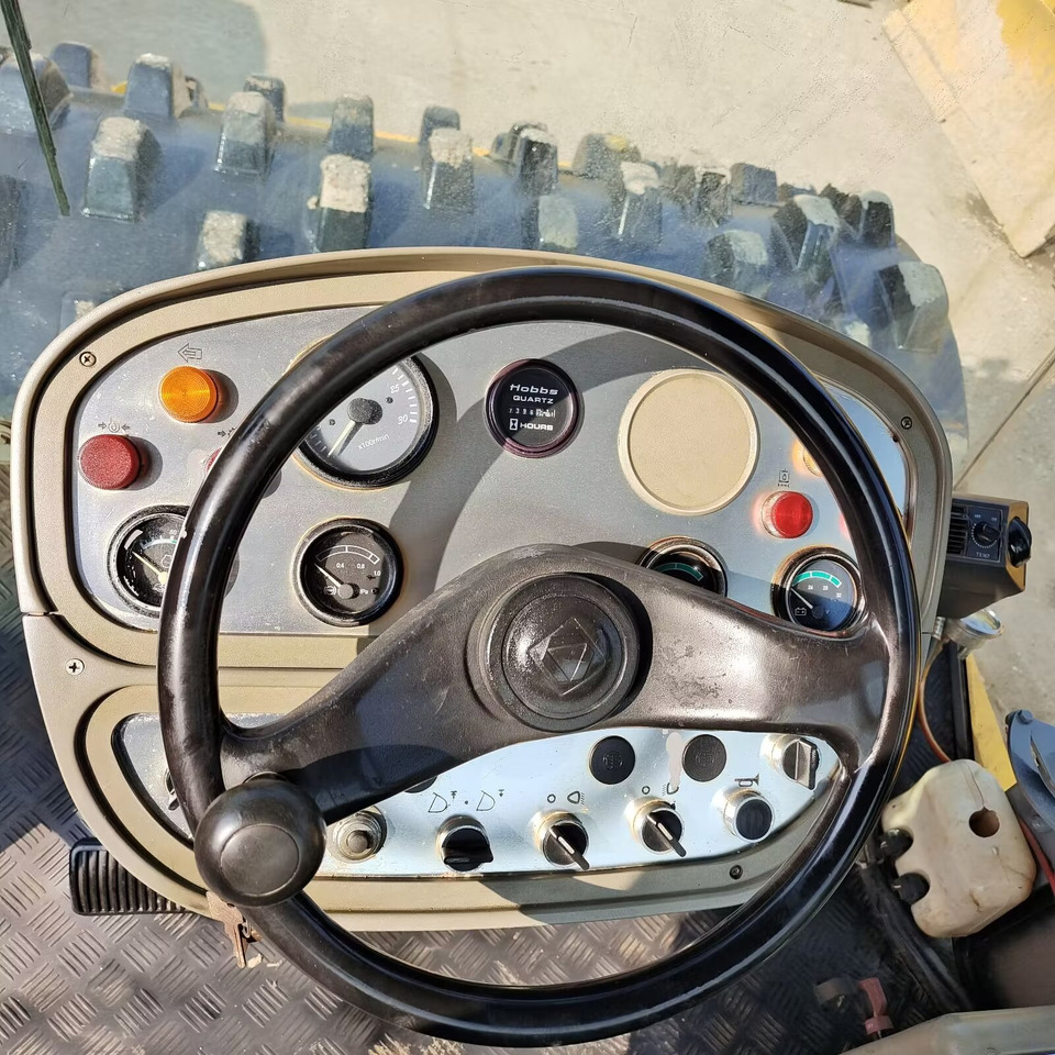 XCMG XS223J Tamping foot roller - Valjak za puteve: slika 3 XCMG XS223J Tamping foot roller - Valjak za puteve: slika 3