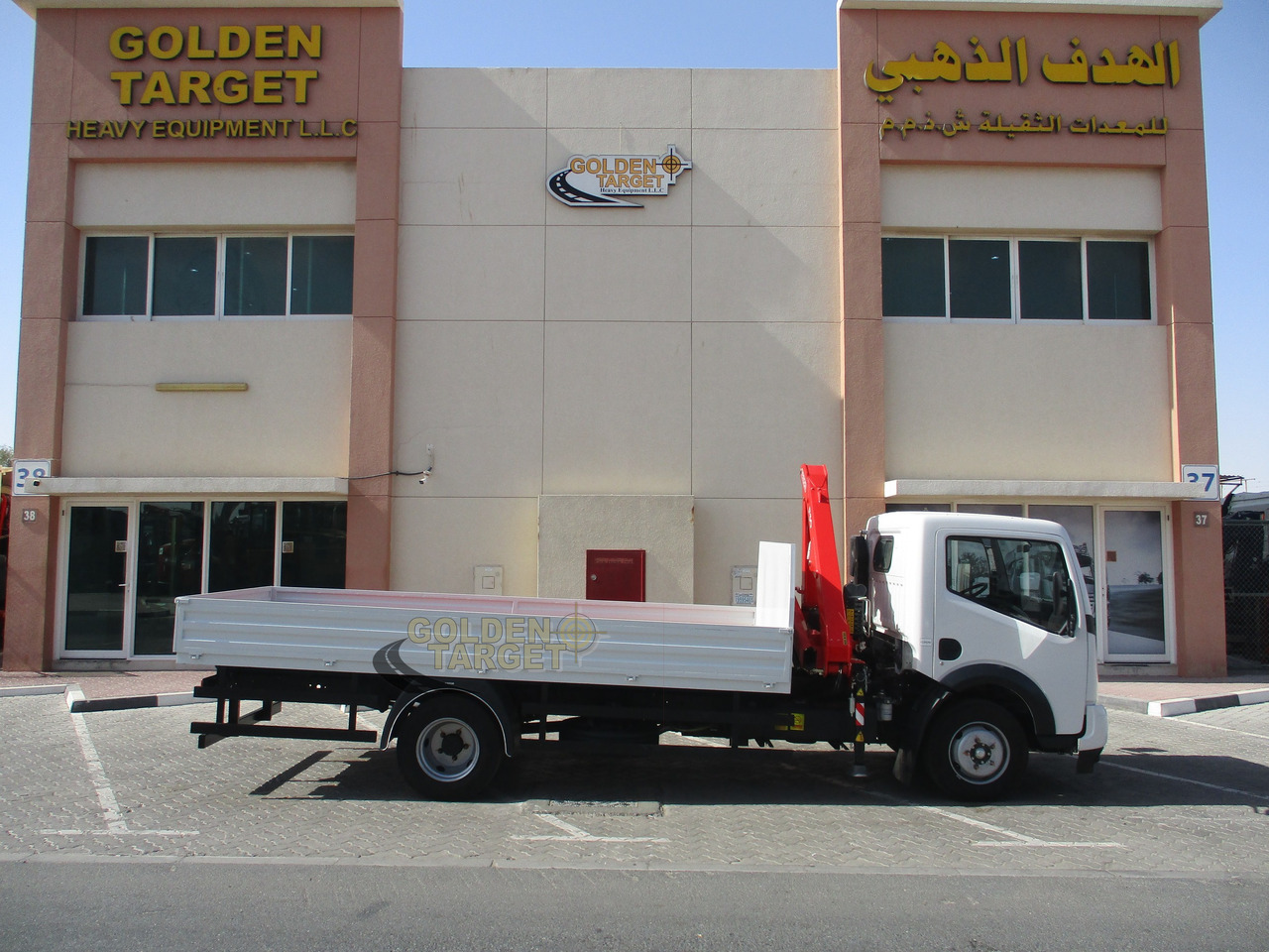 Ashok Leyland PARTNER LX 4x2 with Fassi F50A.022 Crane - Kamion sa dizalicom: slika 5 Ashok Leyland PARTNER LX 4x2 with Fassi F50A.022 Crane - Kamion sa dizalicom: slika 5