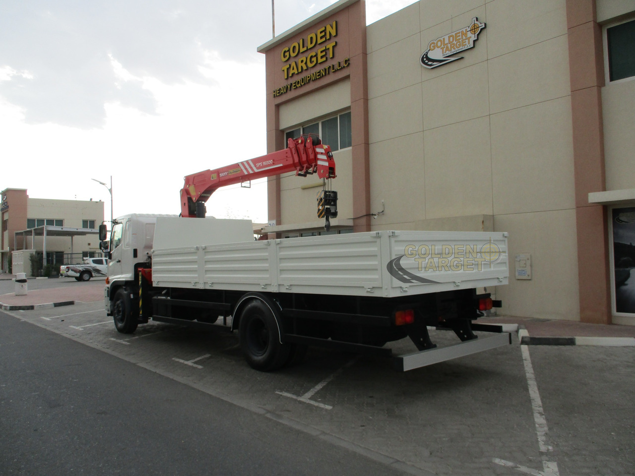 HINO 500 1625 4x2 with SANY PALFINGER SPS16000 Crane - Kamion sa dizalicom: slika 4 HINO 500 1625 4x2 with SANY PALFINGER SPS16000 Crane - Kamion sa dizalicom: slika 4