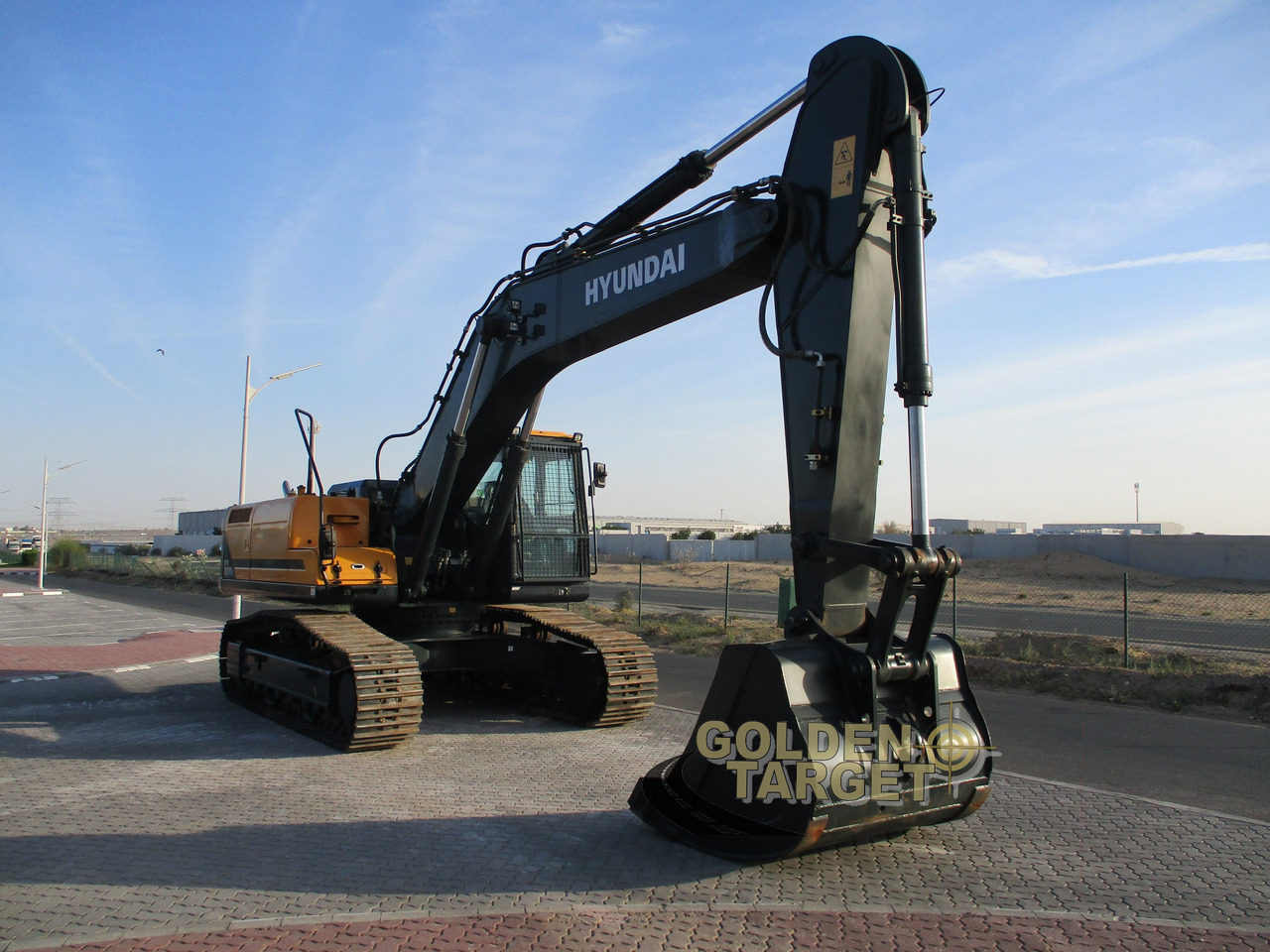 HYUNDAI HX360L Hydraulic Excavator - Bager: slika 2 HYUNDAI HX360L Hydraulic Excavator - Bager: slika 2