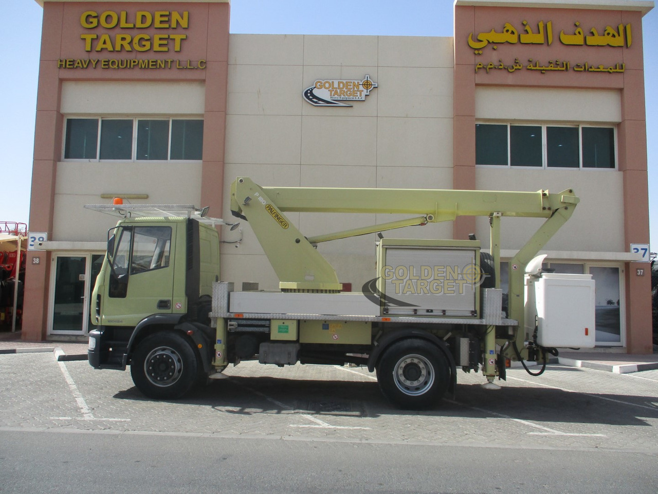 Vazdušna platforma montirana na kamion Iveco EURO CARGO 180E28 4x2 PALFINGER P180 Manlift: slika 6