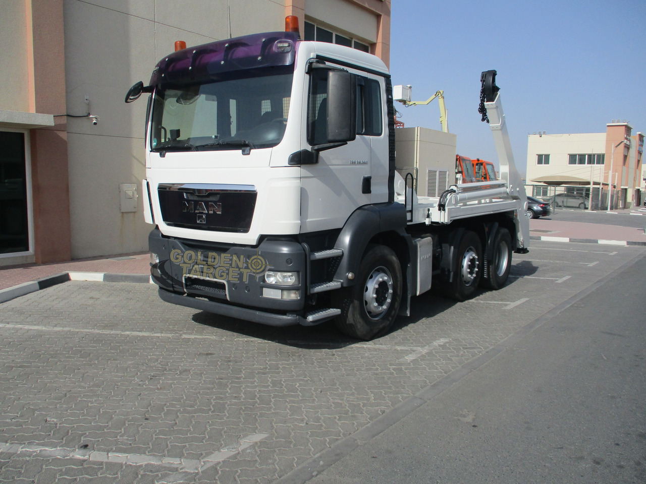 MAN TGS 26.360 6x2 Skip Loader - Kamion za utovaranje kontejnera: slika 2 MAN TGS 26.360 6x2 Skip Loader - Kamion za utovaranje kontejnera: slika 2