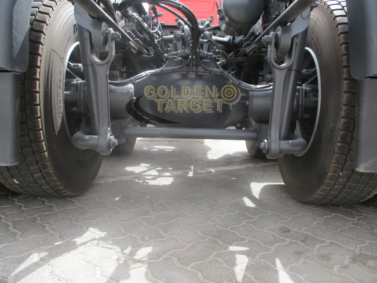 Kamion sa golom šasijom i zatvorenom kabinom novi MERCEDES-BENZ Arocs 3348 6x4 Chassis: slika 11